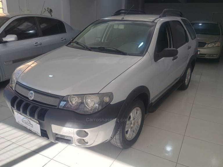 FIAT - PALIO - 2007/2007 - Prata - R$ 25.900,00
