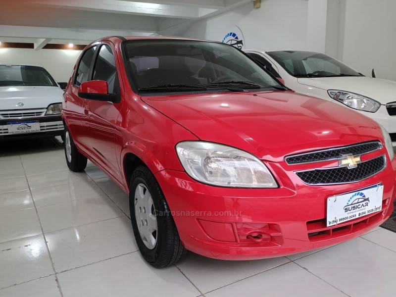 CHEVROLET - CELTA - 2013/2014 - Vermelha - R$ 34.500,00
