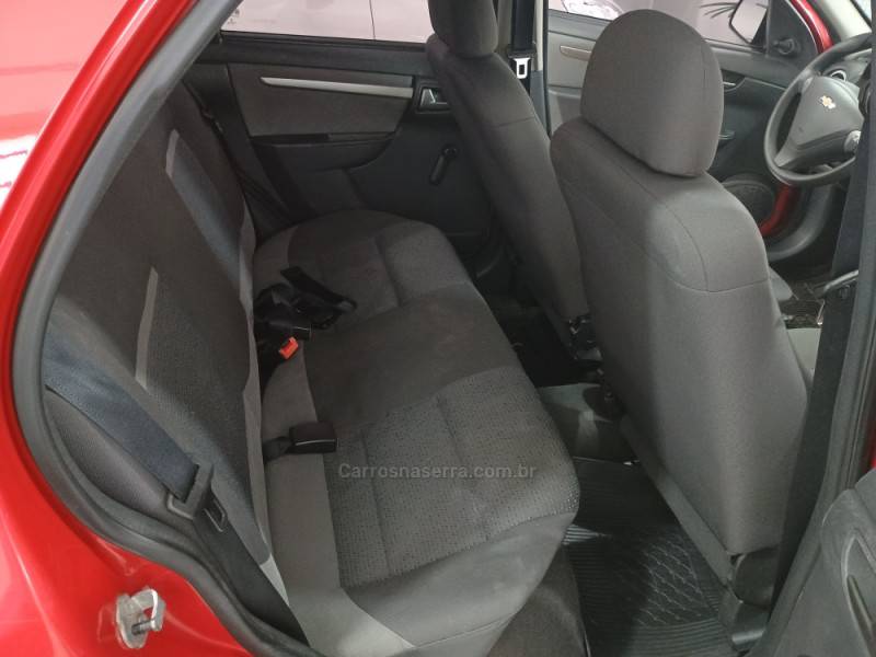 CHEVROLET - CELTA - 2013/2014 - Vermelha - R$ 34.500,00