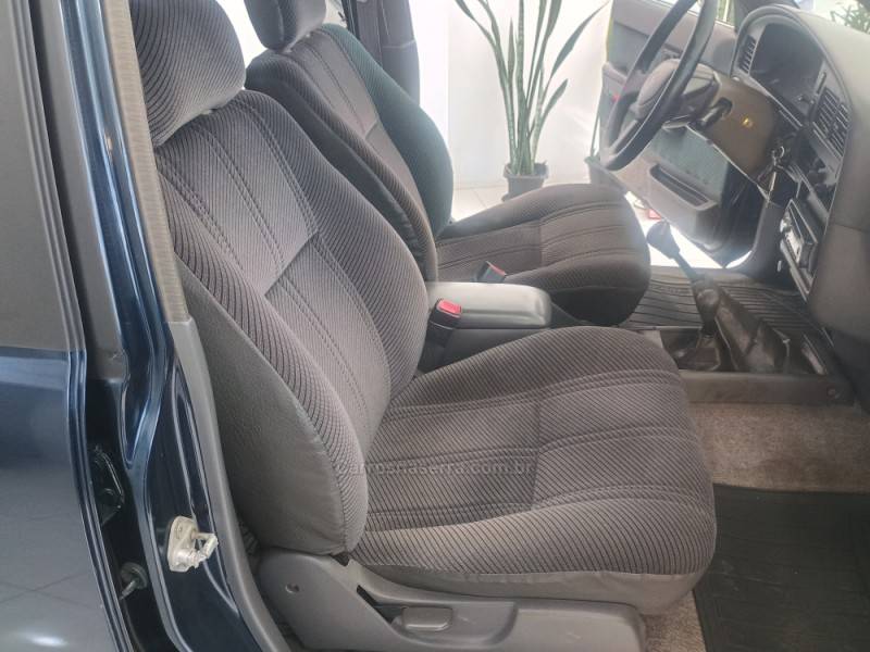TOYOTA - HILUX SW4 - 1993/1993 - Azul - R$ 55.000,00