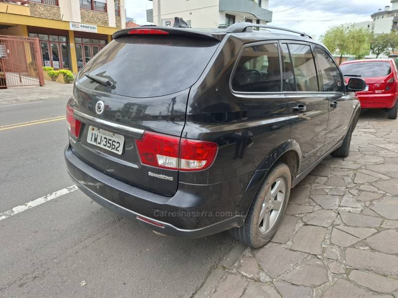 SSANGYONG - KYRON - 2012/2012 - Preta - R$ 50.000,00
