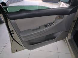 TOYOTA - COROLLA - 2003/2003 - Bege - R$ 35.000,00